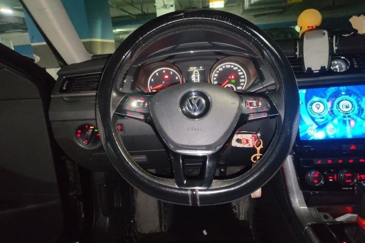 Used Volkswagen Passat 2016 280TSI DSG Prestige Edition Steering Wheel