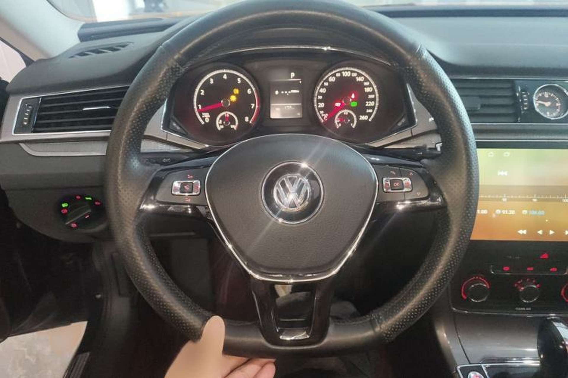 Used Volkswagen Passat 2016 1.8T Government Procurement Version (CEA Engine + 6AT) Steering Wheel