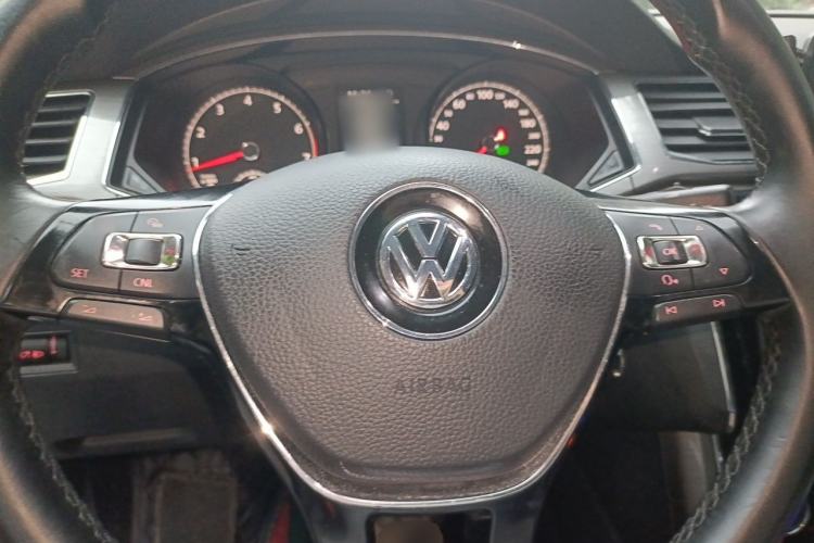 Used Volkswagen Passat 2016 330TSI DSG Luxury Edition Steering Wheel