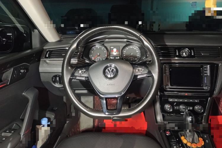 Used Volkswagen Passat 2016 330TSI DSG Prestige Edition Steering Wheel