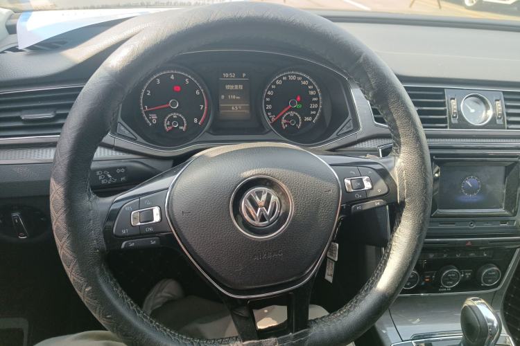 Used Volkswagen Passat 2016 330TSI DSG Luxury Edition Steering Wheel