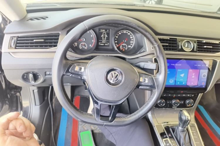 Used Volkswagen Passat 2016 330TSI DSG Luxury Edition Steering Wheel