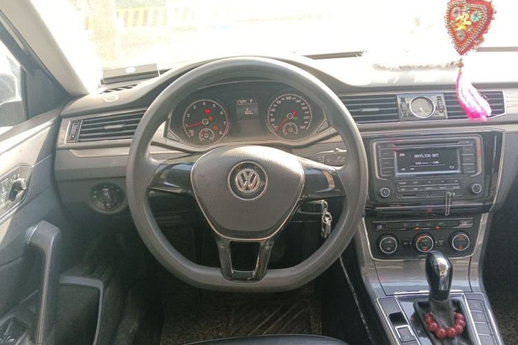 Used Volkswagen Passat 2016 280TSI DSG Prestige Edition Steering Wheel