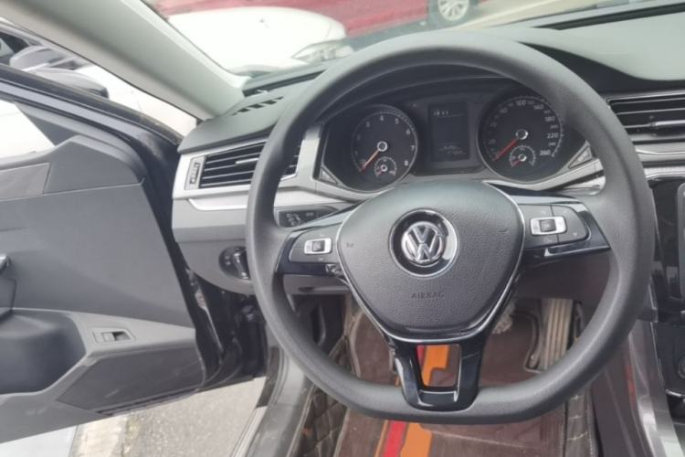 Used Volkswagen Passat 2016 1.8T Government Procurement Version (CEA Engine + 6AT) Steering Wheel
