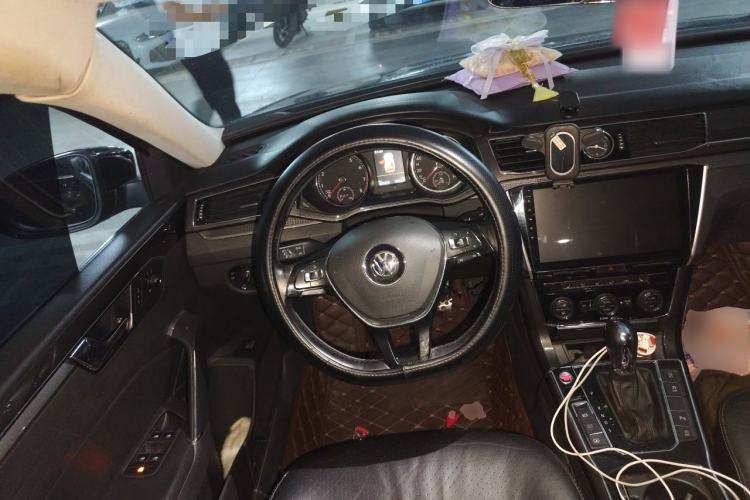 Used Volkswagen Passat 2016 380TSI DSG Prestige Edition Steering Wheel