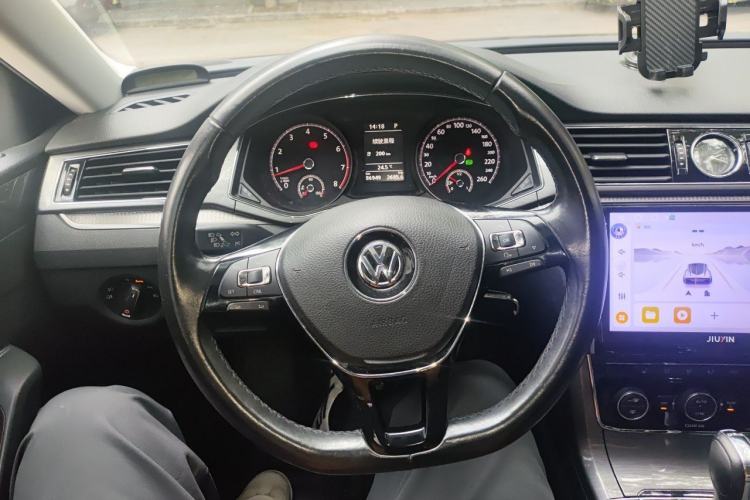Used Volkswagen Passat 2016 280TSI DSG Prestige Edition Steering Wheel
