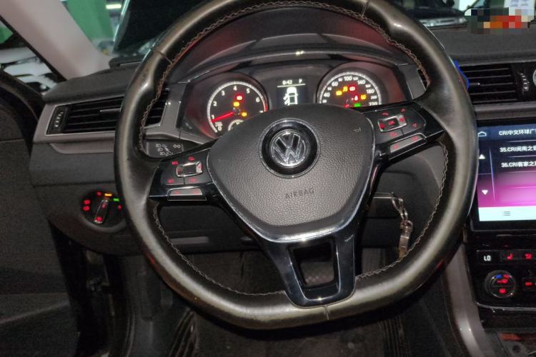 Used Volkswagen Passat 2016 280TSI DSG Prestige Edition Steering Wheel