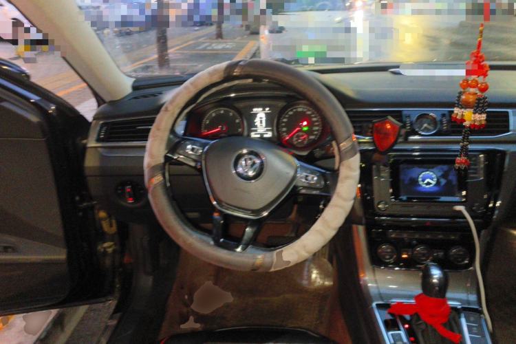 Used Volkswagen Passat 2016 280TSI DSG Prestige Edition Steering Wheel