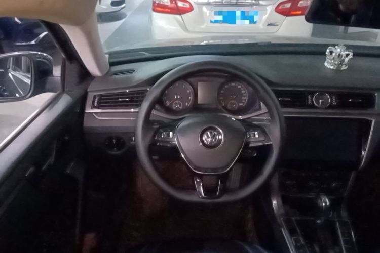 Used Volkswagen Passat  Steering Wheel