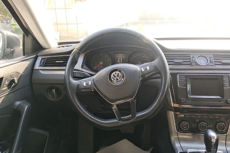 Used Volkswagen Passat 2016 280TSI DSG Prestige Edition Steering Wheel