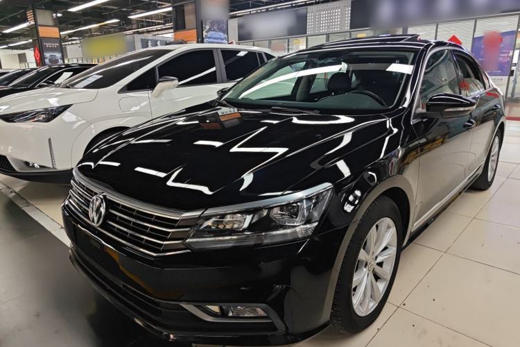 Used Volkswagen Passat 2016 330TSI DSG Luxury Edition Guazi used car, China used car export, Used car for sale, Used cars, Cheapest cars for sale