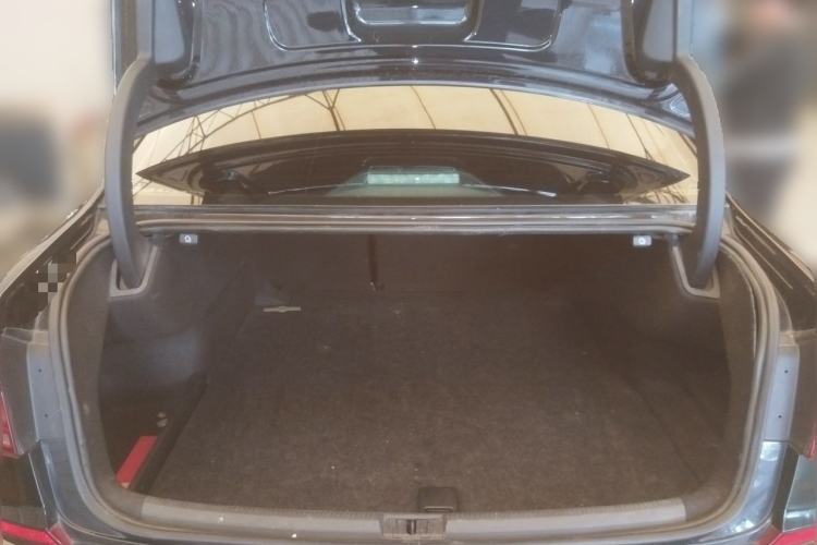 Used Volkswagen Passat 2016 330TSI DSG Luxury Edition Trunk
