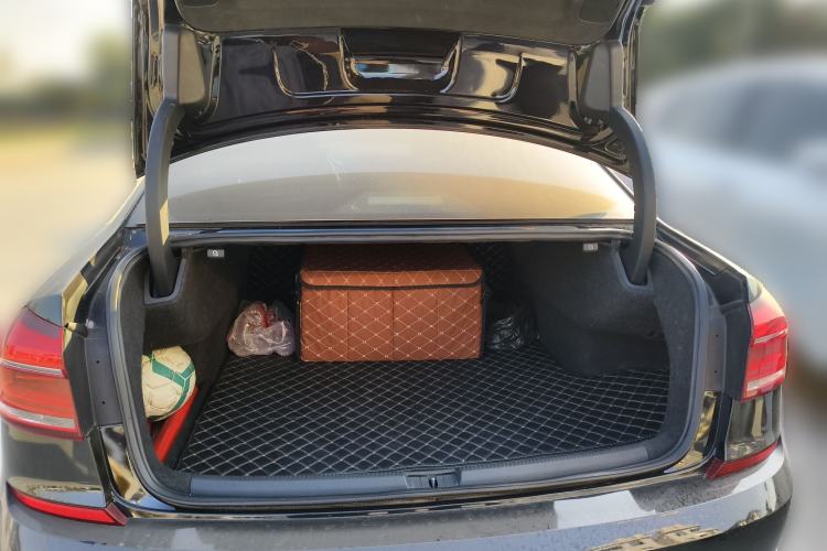 Used Volkswagen Passat 2016 380TSI DSG Ultimate Edition Trunk