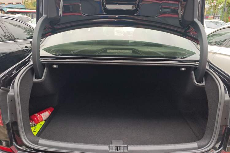 Used Volkswagen Passat 2016 1.8T Government Procurement Version (CEA Engine + 6AT) Trunk