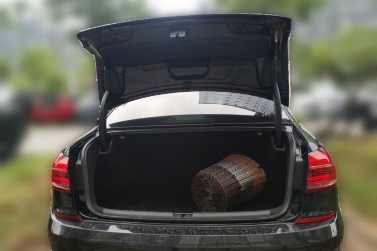 Used Volkswagen Passat 2016 330TSI DSG Prestige Edition Trunk