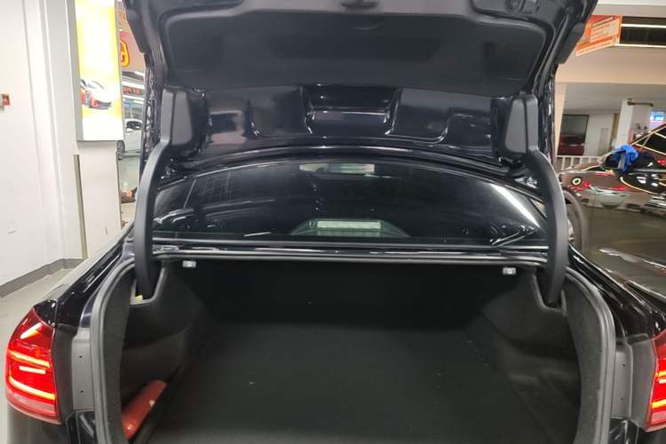 Used Volkswagen Passat 2016 1.8T Government Procurement Version (CEA Engine + 6AT) Trunk