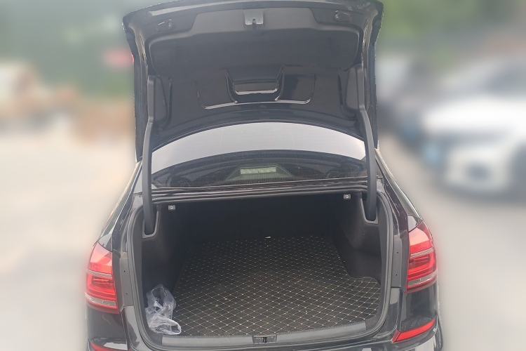 Used Volkswagen Passat 2016 330TSI DSG Luxury Edition Trunk