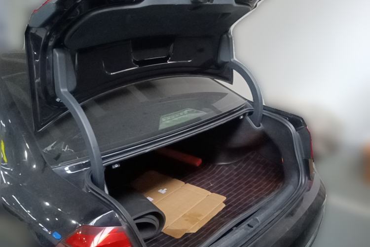 Used Volkswagen Passat  Trunk