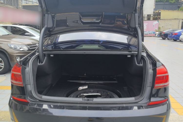 Used Volkswagen Passat 2016 330TSI DSG Luxury Edition Trunk