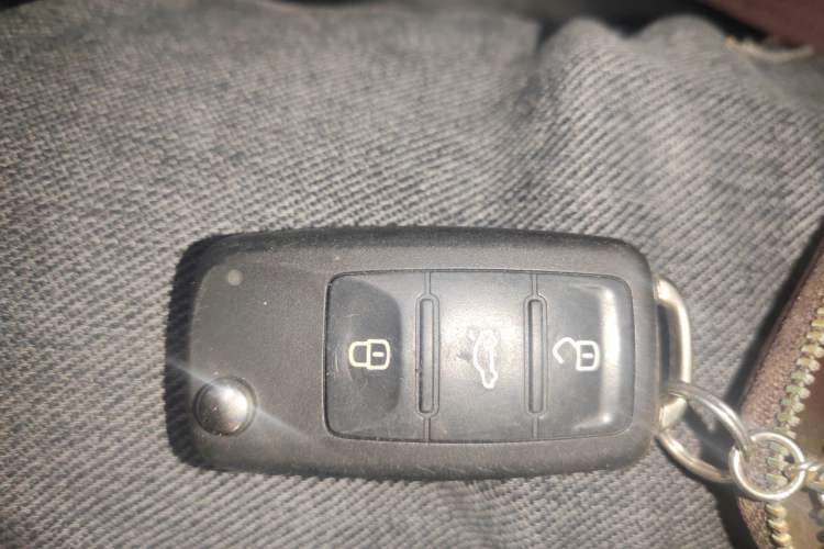 Used Volkswagen Passat 2016 330TSI DSG Prestige Edition Vehicle Key