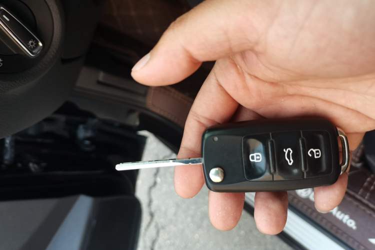 Used Volkswagen Passat 2016 330TSI DSG Luxury Edition Vehicle Key