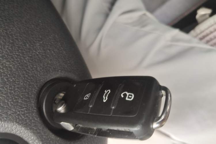 Used Volkswagen Passat 2016 330TSI DSG Luxury Edition Vehicle Key