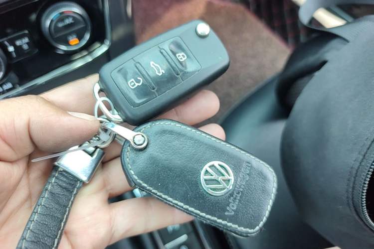 Used Volkswagen Passat 2016 330TSI DSG Prestige Edition Vehicle Key