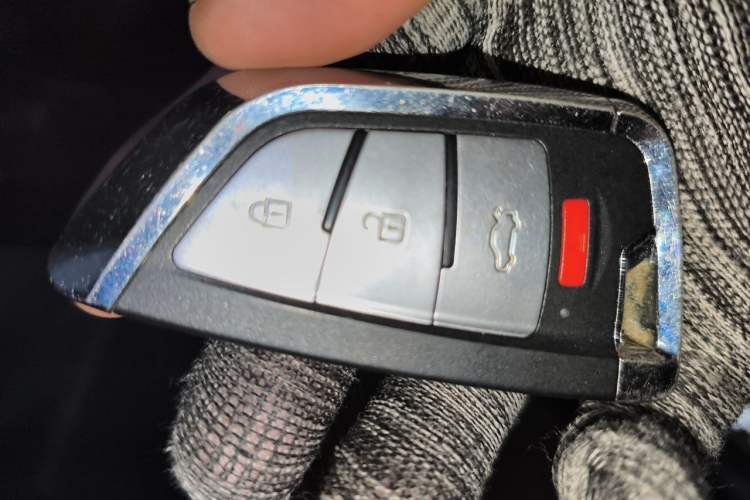 Used Volkswagen Passat 2016 330TSI DSG Prestige Edition Vehicle Key