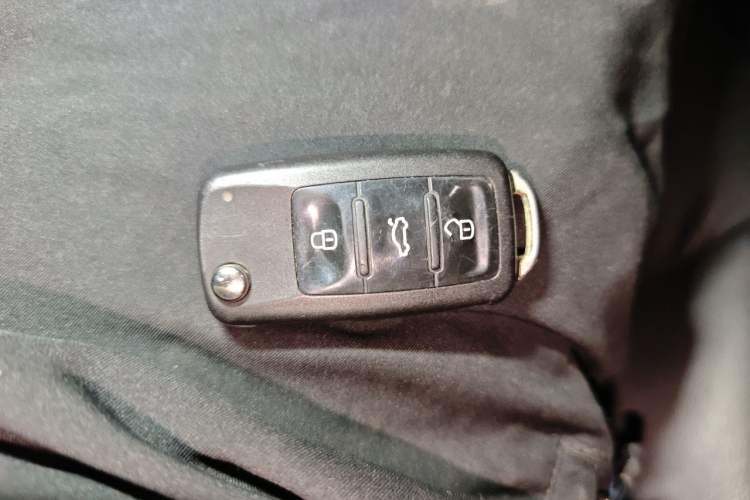 Used Volkswagen Passat 2016 330TSI DSG Prestige Edition Vehicle Key