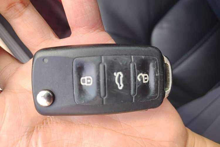 Used Volkswagen Passat 2016 330TSI DSG Luxury Edition Vehicle Key