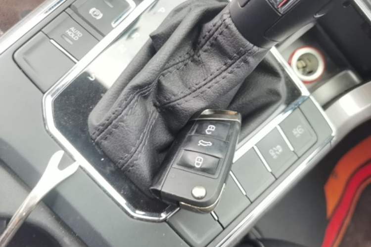 Used Volkswagen Passat 2016 1.8T Government Procurement Version (CEA Engine + 6AT) Vehicle Key