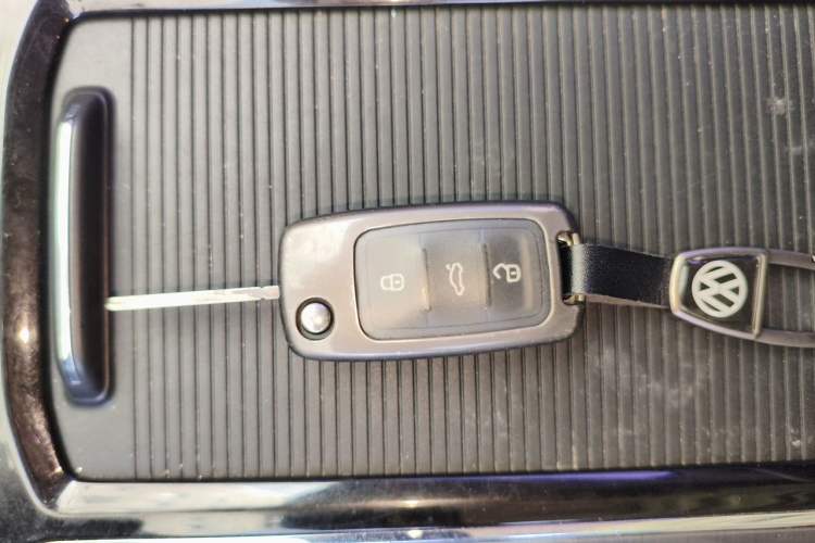 Used Volkswagen Passat 2016 330TSI DSG Luxury Edition Vehicle Key