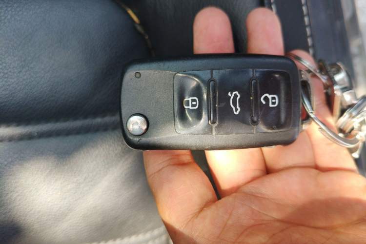 Used Volkswagen Passat 2016 330TSI DSG Luxury Edition Vehicle Key