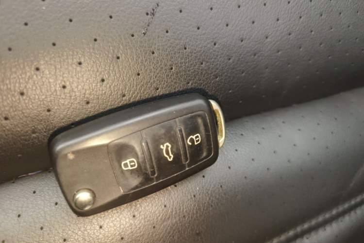 Used Volkswagen Passat 2016 330TSI DSG Prestige Edition Vehicle Key