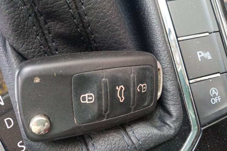 Used Volkswagen Passat 2016 330TSI DSG Prestige Edition Vehicle Key