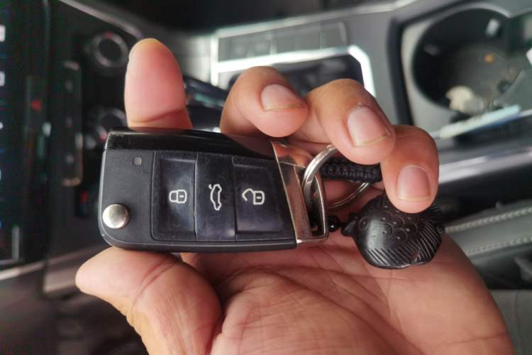 Used Volkswagen Passat 2016 330TSI DSG Luxury Edition Vehicle Key