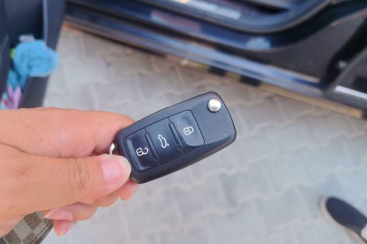 Used Volkswagen Passat 2016 330TSI DSG Prestige Edition Vehicle Key