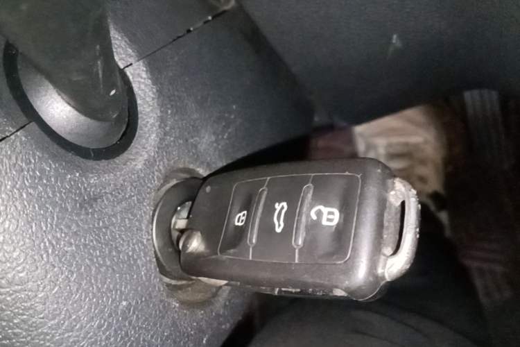 Used Volkswagen Passat  Vehicle Key