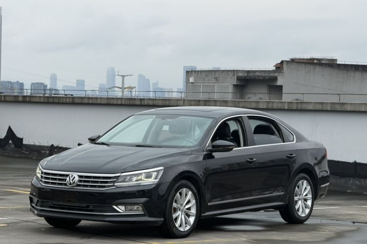 Used Volkswagen Passat 2016 330TSI DSG Prestige Edition Guazi used car, China used car export, Used car for sale, Used Volkswagen cars, Cheapest cars for sale