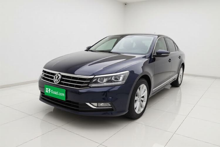 Volkswagen Passat 2016 330TSI DSG Luxury Edition с пробегом Guazi used car, China used car export, Used car for sale, Used cars, Cheapest cars for sale