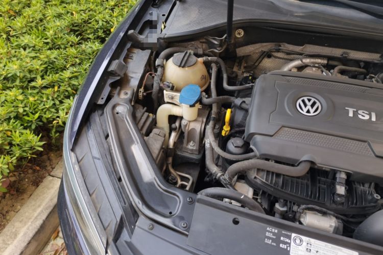 Used Volkswagen Passat 2016 380TSI DSG Ultimate Edition Engine Bay Right