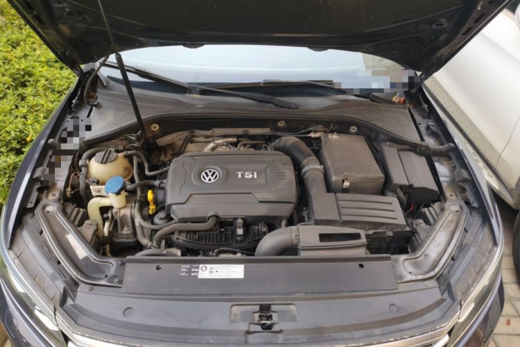 Used Volkswagen Passat 2016 380TSI DSG Ultimate Edition Engine Bay