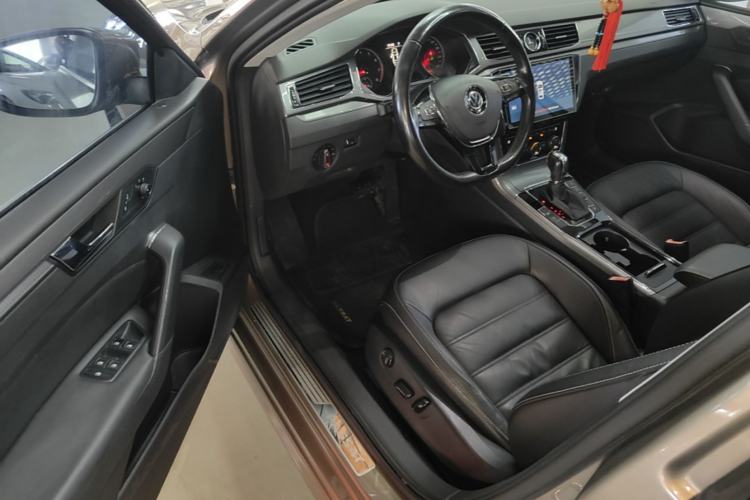 Used Volkswagen Passat 2016 280TSI DSG Prestige Edition Driver Seat