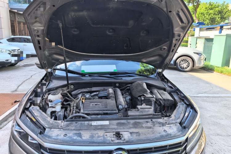 Used Volkswagen Passat 2016 280TSI DSG Prestige Edition Engine Bay