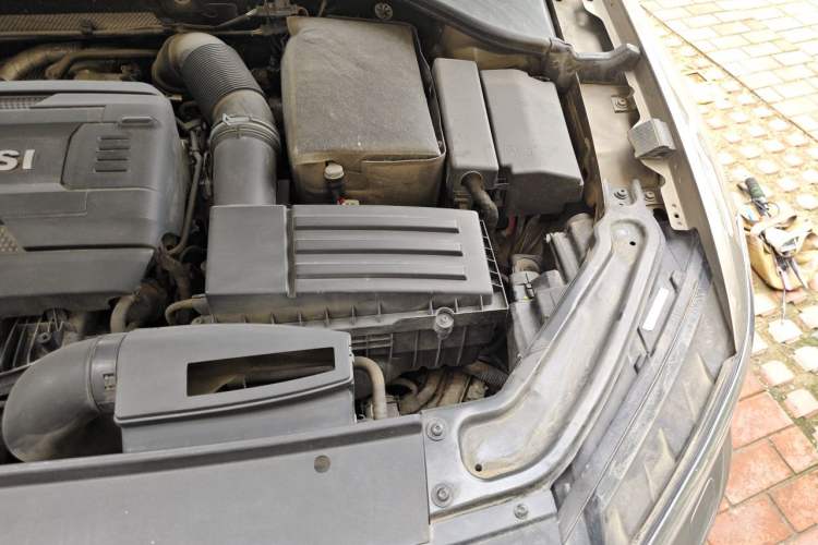 Used Volkswagen Passat 2016 330TSI DSG Prestige Edition Engine Bay Left