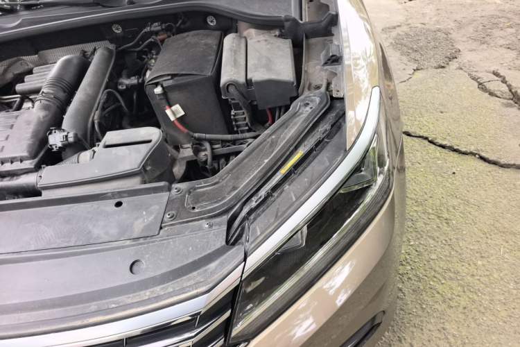 Used Volkswagen Passat 2016 280TSI DSG Prestige Edition Engine Bay Left