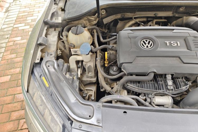 Used Volkswagen Passat 2016 330TSI DSG Prestige Edition Engine Bay Right