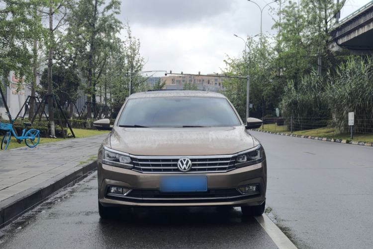 Used Volkswagen Passat 2016 330TSI DSG Prestige Edition Exterior 3
