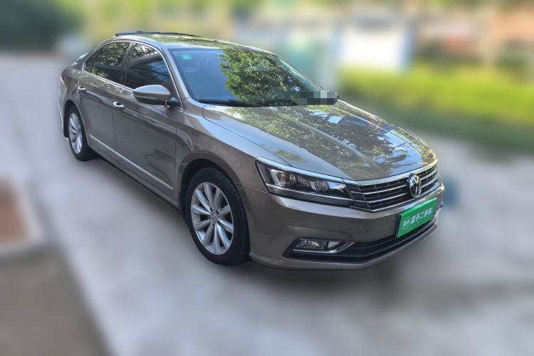 Used Volkswagen Passat 2016 280TSI DSG Prestige Edition Front Right 45 Deg