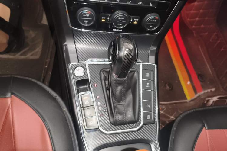Used Volkswagen Passat 2016 330TSI DSG Prestige Edition Gear Lever